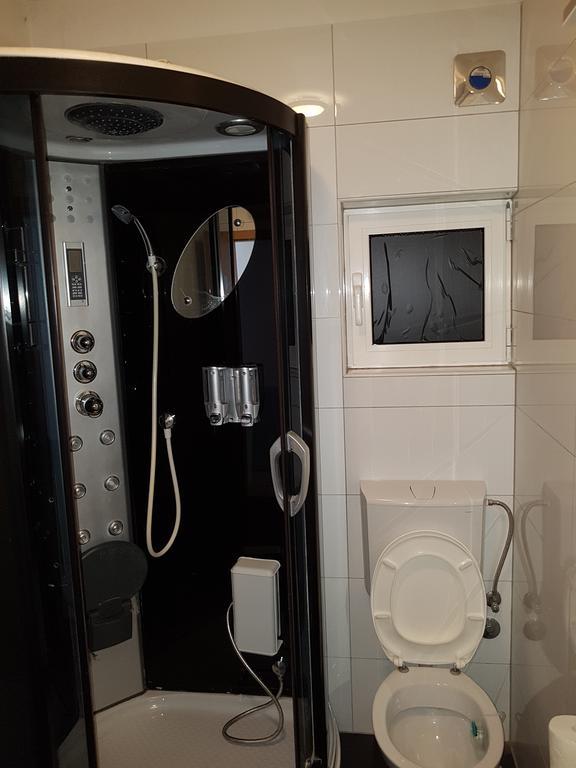 ספליט Apartman 4 Kilometar To City Centar מראה חיצוני תמונה