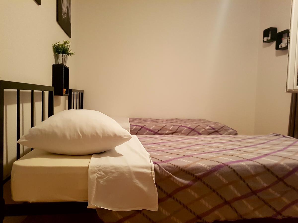 ספליט Apartman 4 Kilometar To City Centar מראה חיצוני תמונה