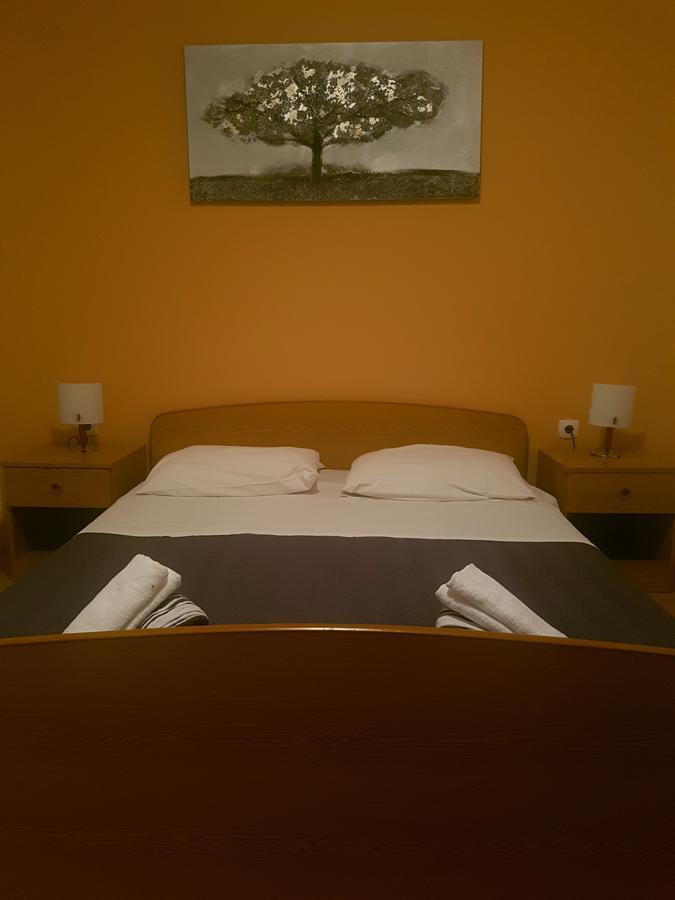 ספליט Apartman 4 Kilometar To City Centar מראה חיצוני תמונה