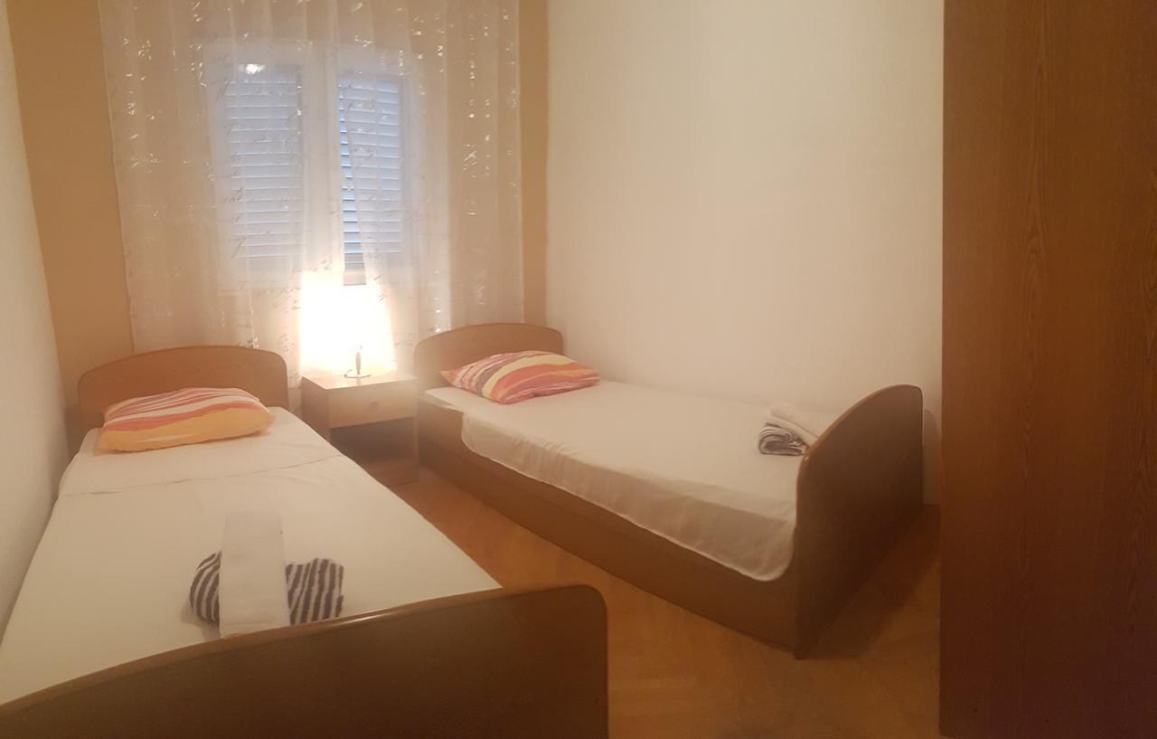 ספליט Apartman 4 Kilometar To City Centar מראה חיצוני תמונה
